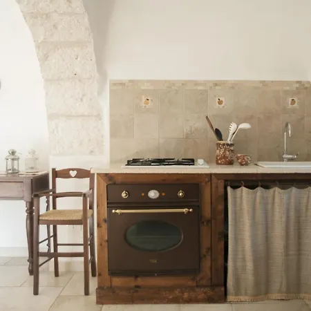 Trulli Sul Vignale In Masseria Santalachicca Martina Franca